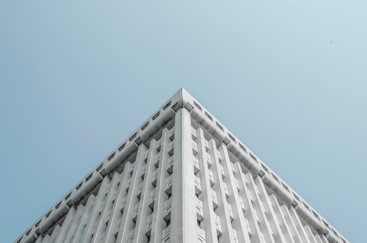 云体育入口-全场最低！杨瀚森13分5失误5犯规！正负值-14迷失自我....