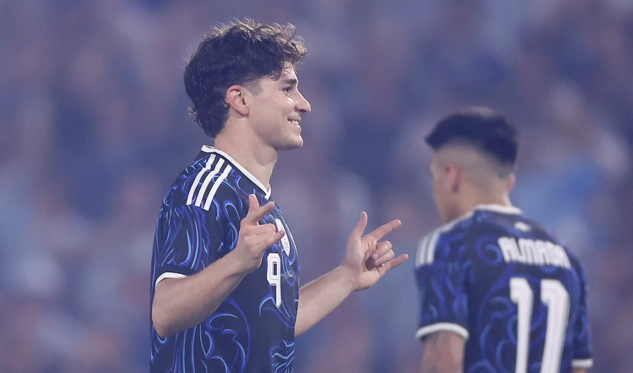 开云官网-奥莱报：小蜘蛛传射建功状态火热，与梅西一样成球队主心骨